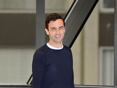 chefdesigner louis vuitton|nicholas ghesquiere louis vuitton.